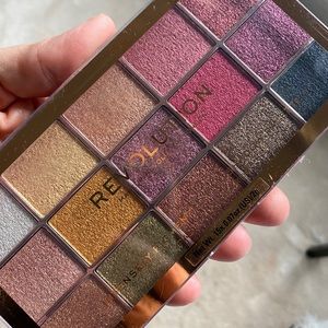 Makeup Revolution Foil Frenzy Shadow Palette